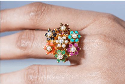Zircoon Flower Ring - 01
