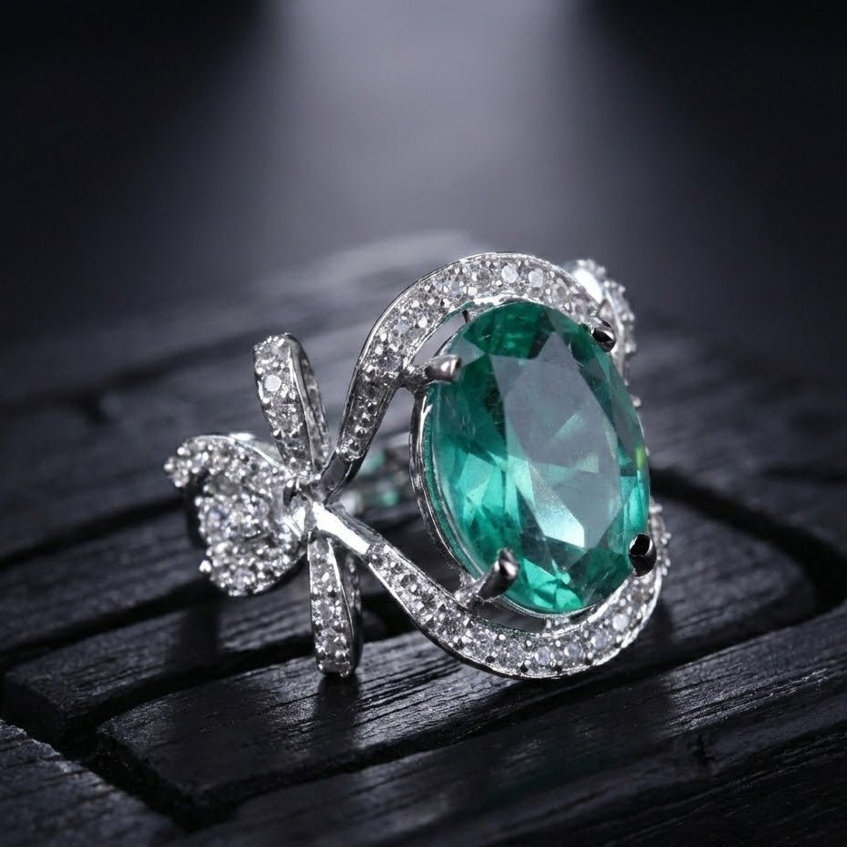 Signature Sterling Ring in Silver Polish