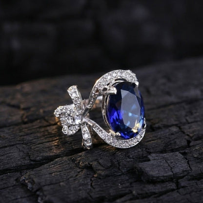 Signature Sterling Ring in Silver Polish