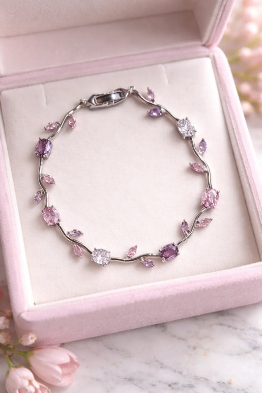 Trending ✨ Tulip Floral Bracelet