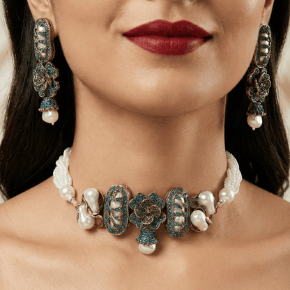 The Crimson Heritage Mother of Pearl Set