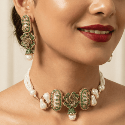 The Crimson Heritage Mother of Pearl Set