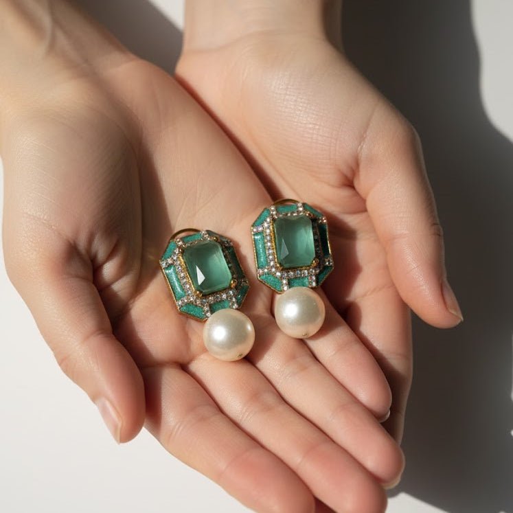 Sadaf Glow Studs