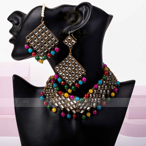 Stunning Kundan Set - 042
