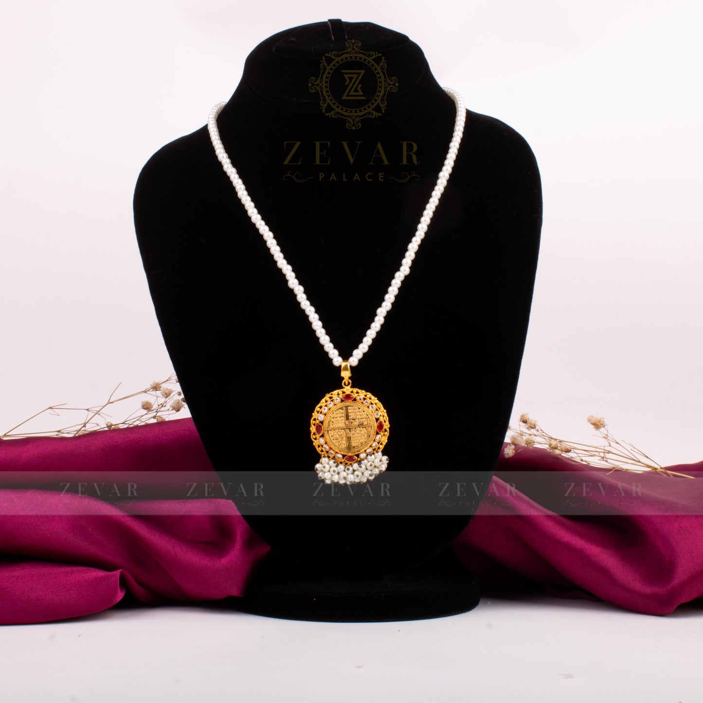 Calligraphy Pendant  040