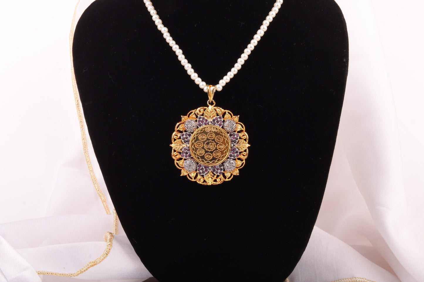 Calligraphy Pendant  071