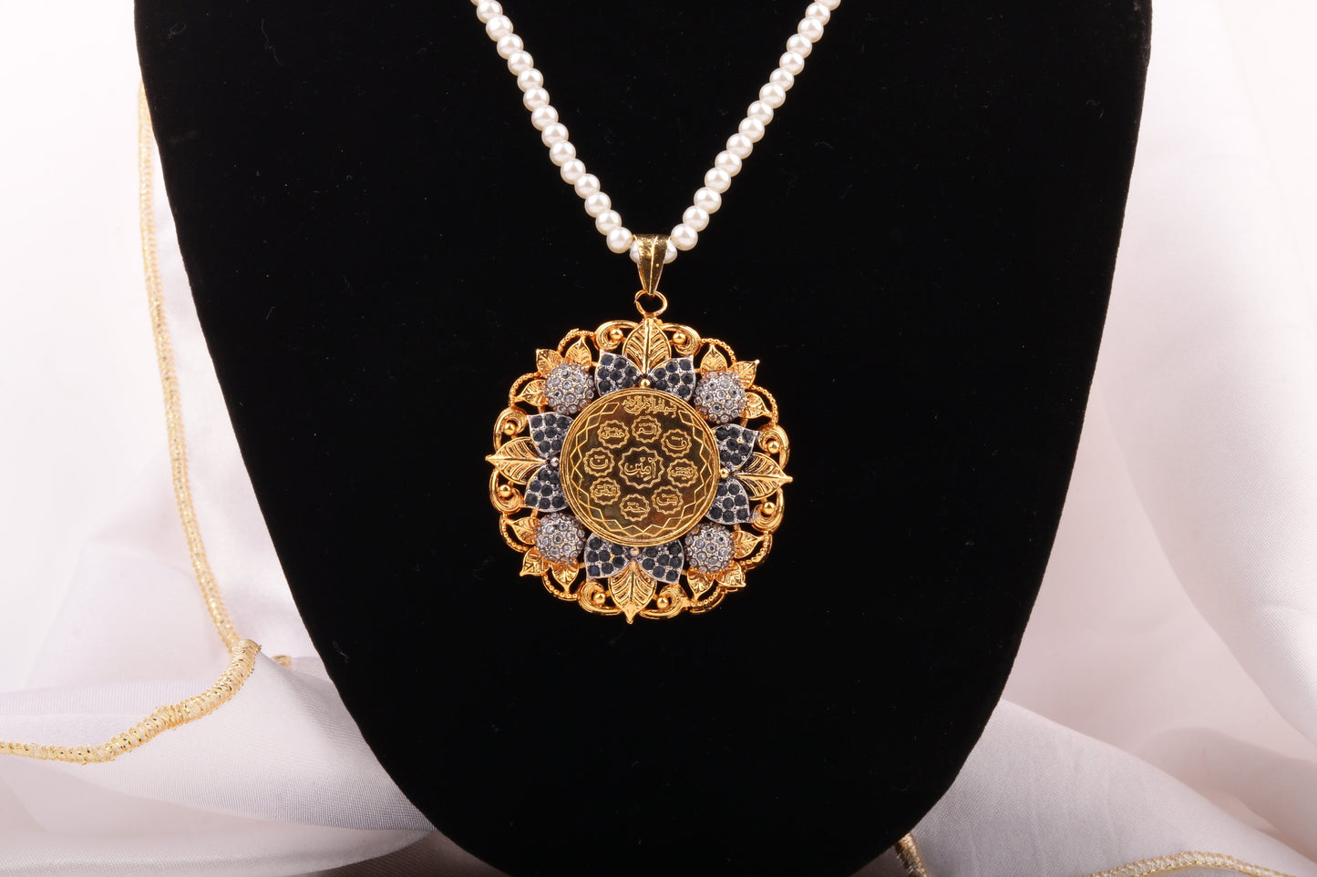 Calligraphy Pendant  071