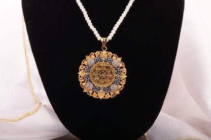 Calligraphy Pendant  071