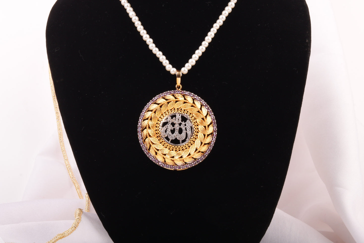 Calligraphy Pendant  072