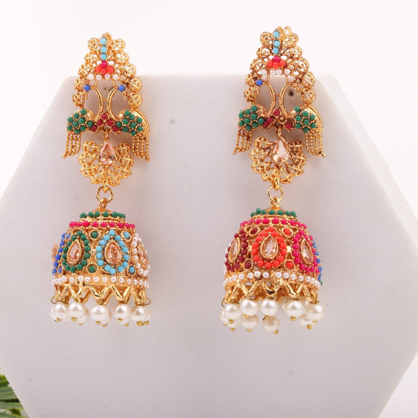Naurattan Elegant Jhumke