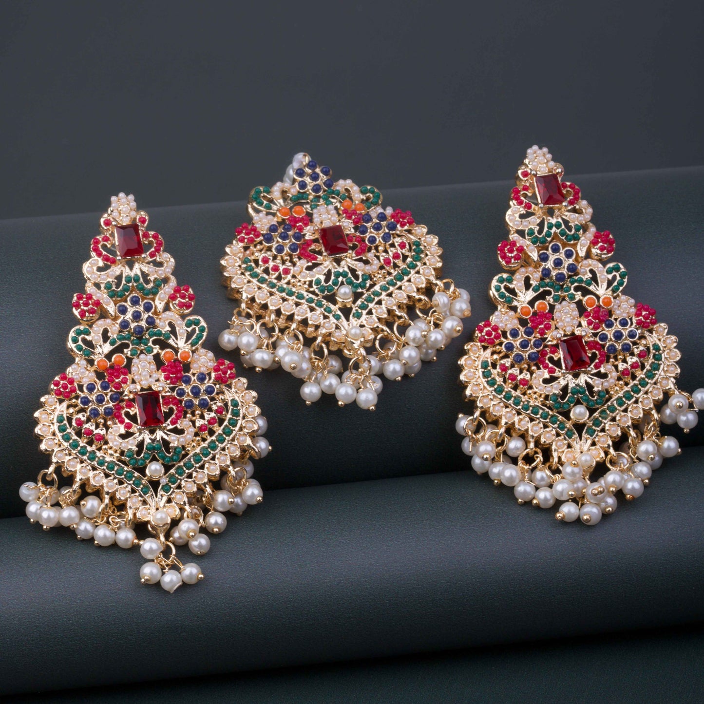 Encrusted Naurattan Necklace Set  02