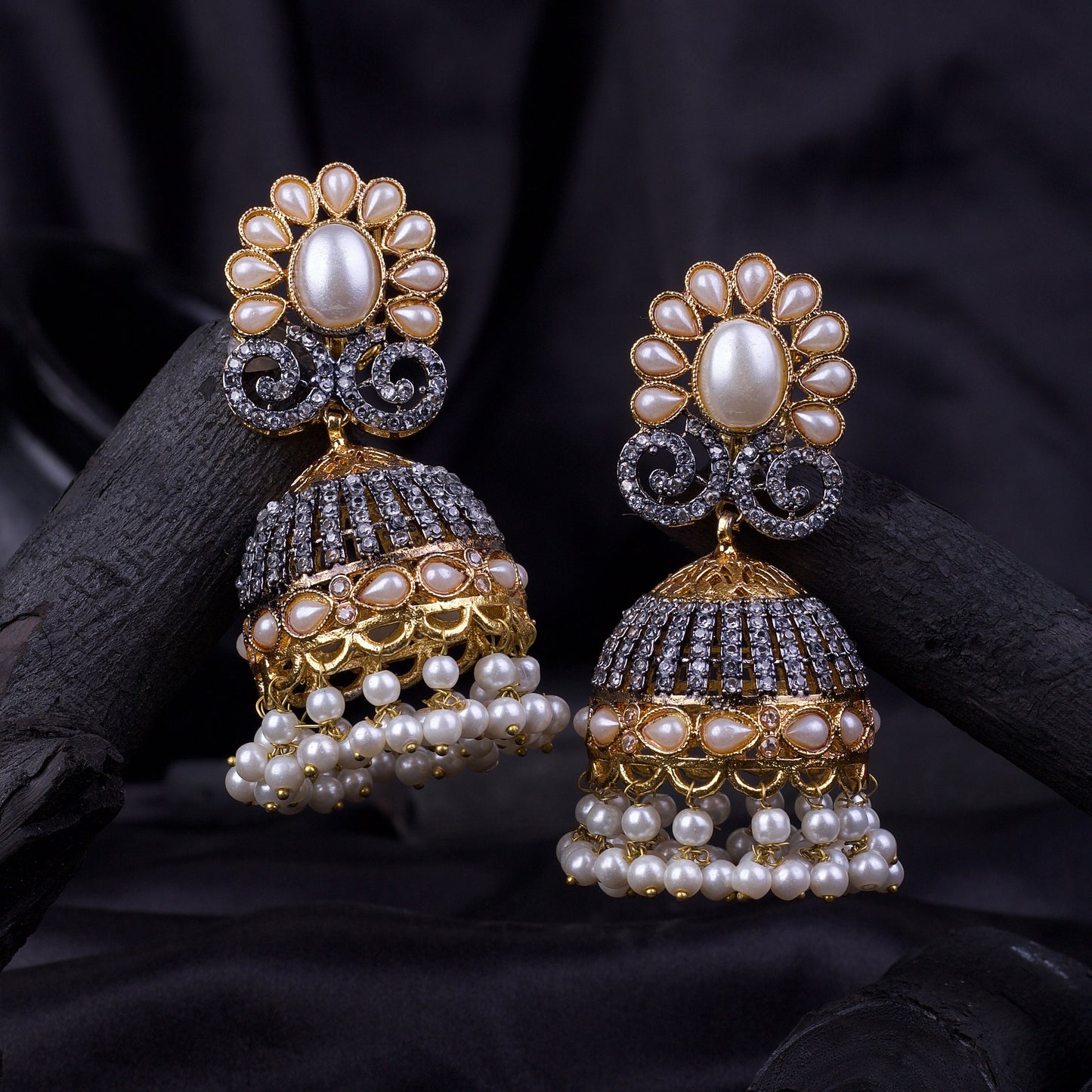 Pearl Elegant Jhumka