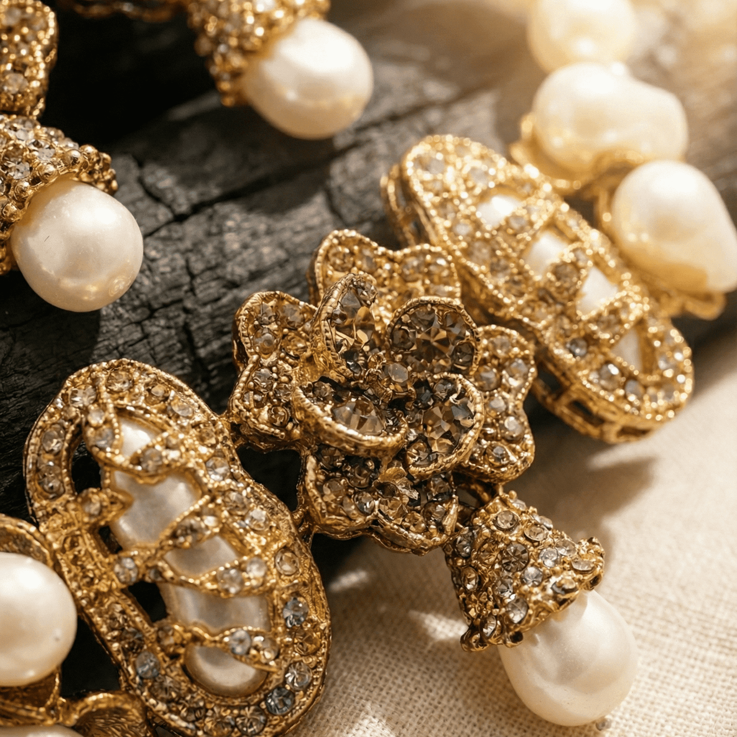 The Crimson Heritage Mother of Pearl Set