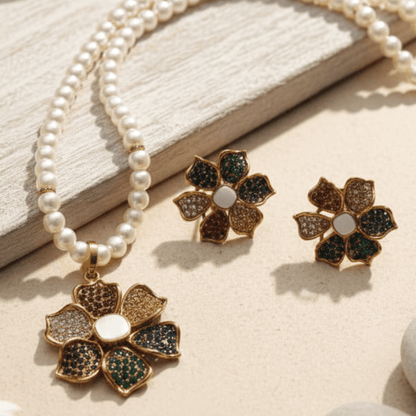 The Royal Fleur Pearl Set