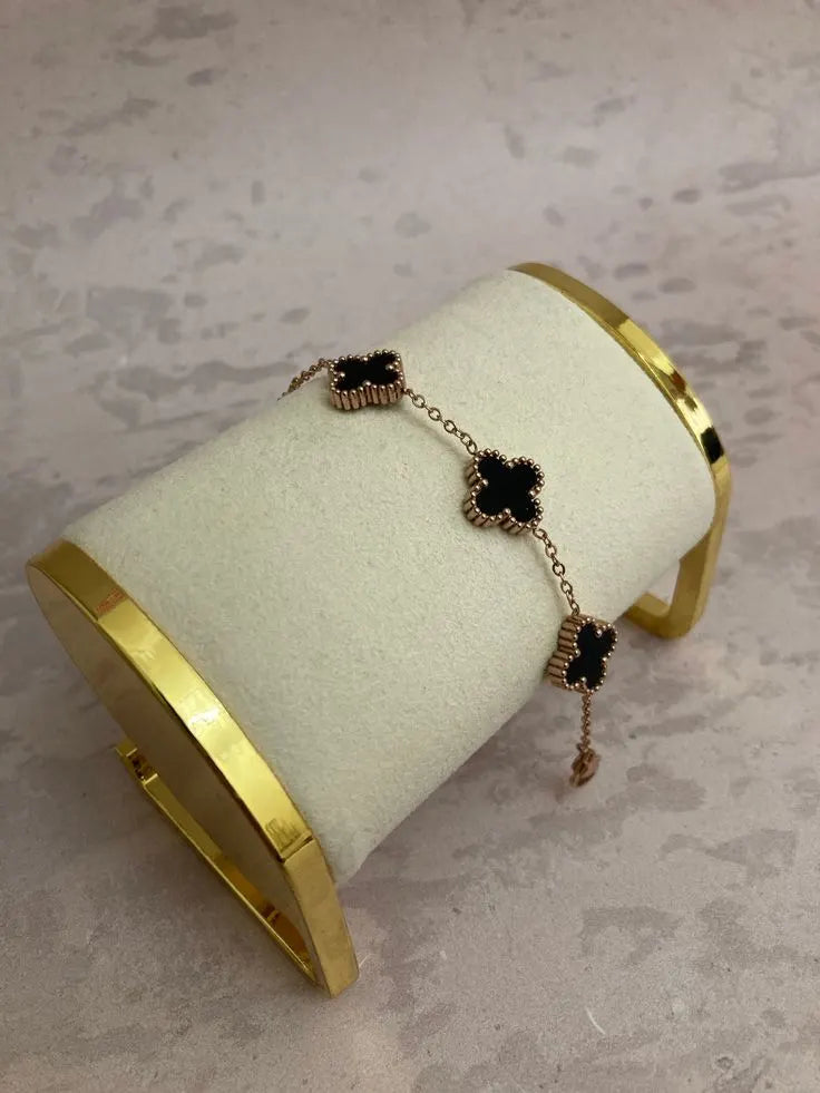 Trending 🔥 Black Clover Bracelet
